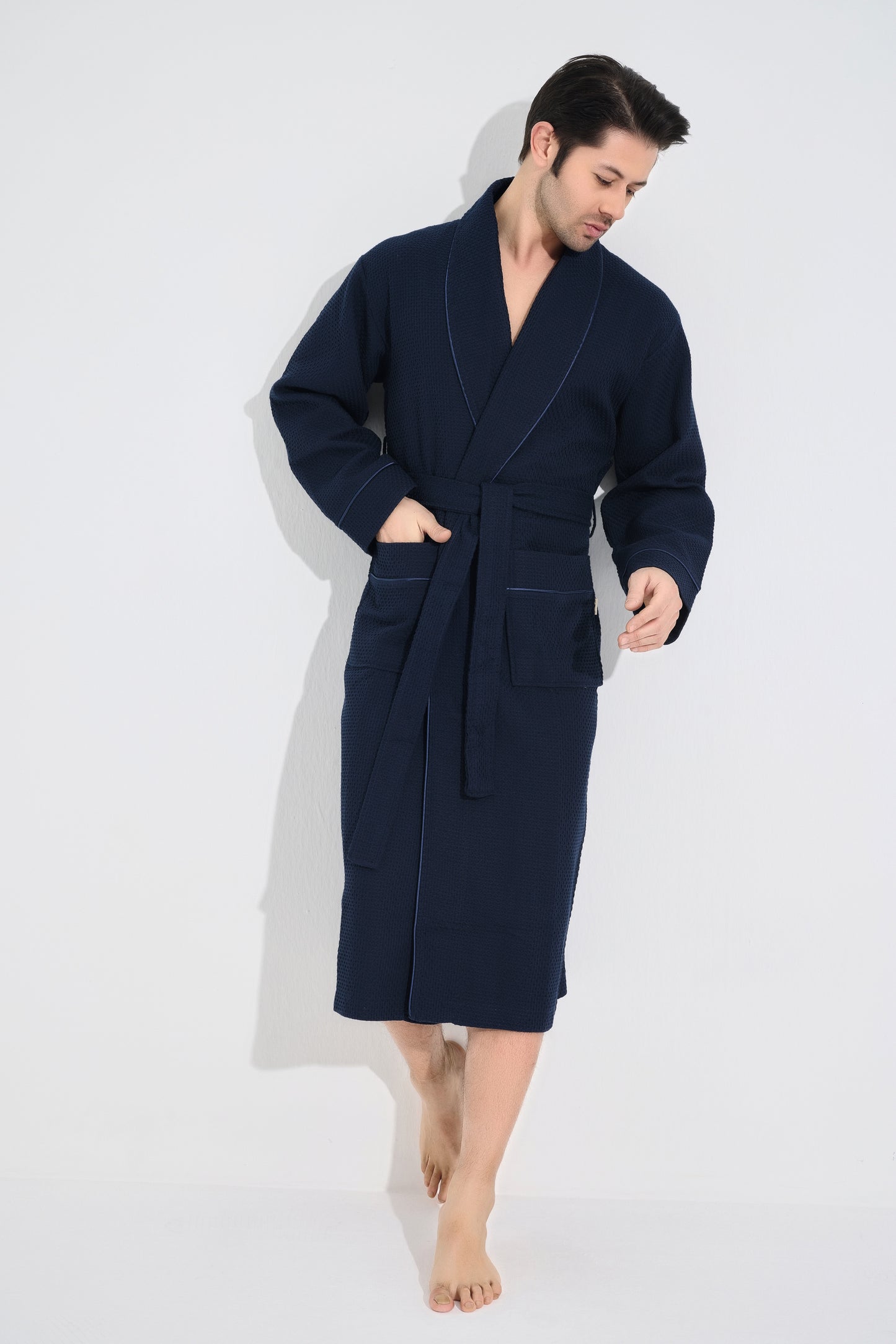 Eleganter Herren Bademantel aus Waffelpikee