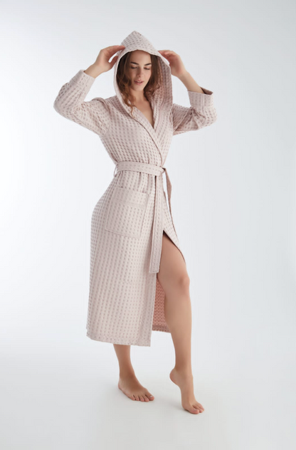 Eleganter Waffel Damen-Bademantel mit Kapuze und Gürtel