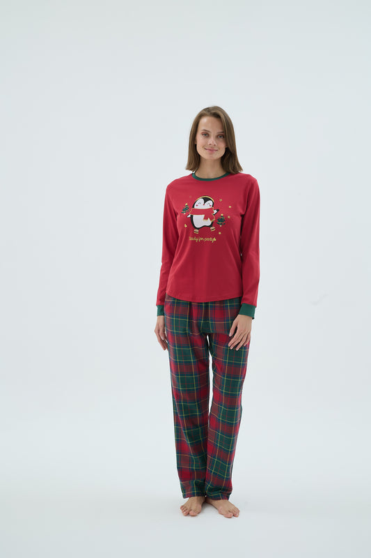 Lange Damen Pyjama Hose kariert mit rotem Oberteil – Weihnachtslook