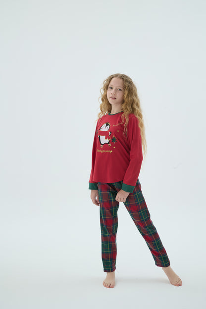 Kinder Weihnachts Pyjama rot kariert mit Pinguin Motiv