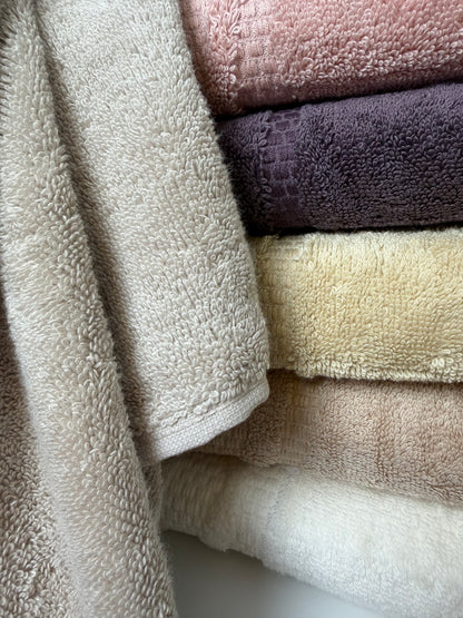 Handtuch aus 100% Baunwolle – Türkische Qualität